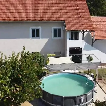 Kajzarka * Miklavz pri Ormozu